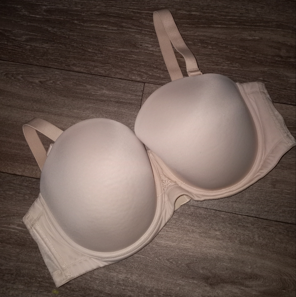 New nude strapless t-shirt bra size 42C